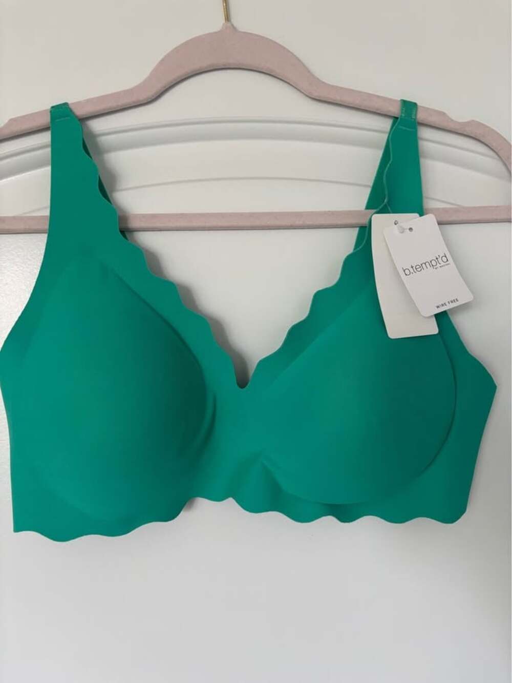 b.tempt'd by Wacoal b.wow'd Wire Free Bra - Green - Size XL (NWT)